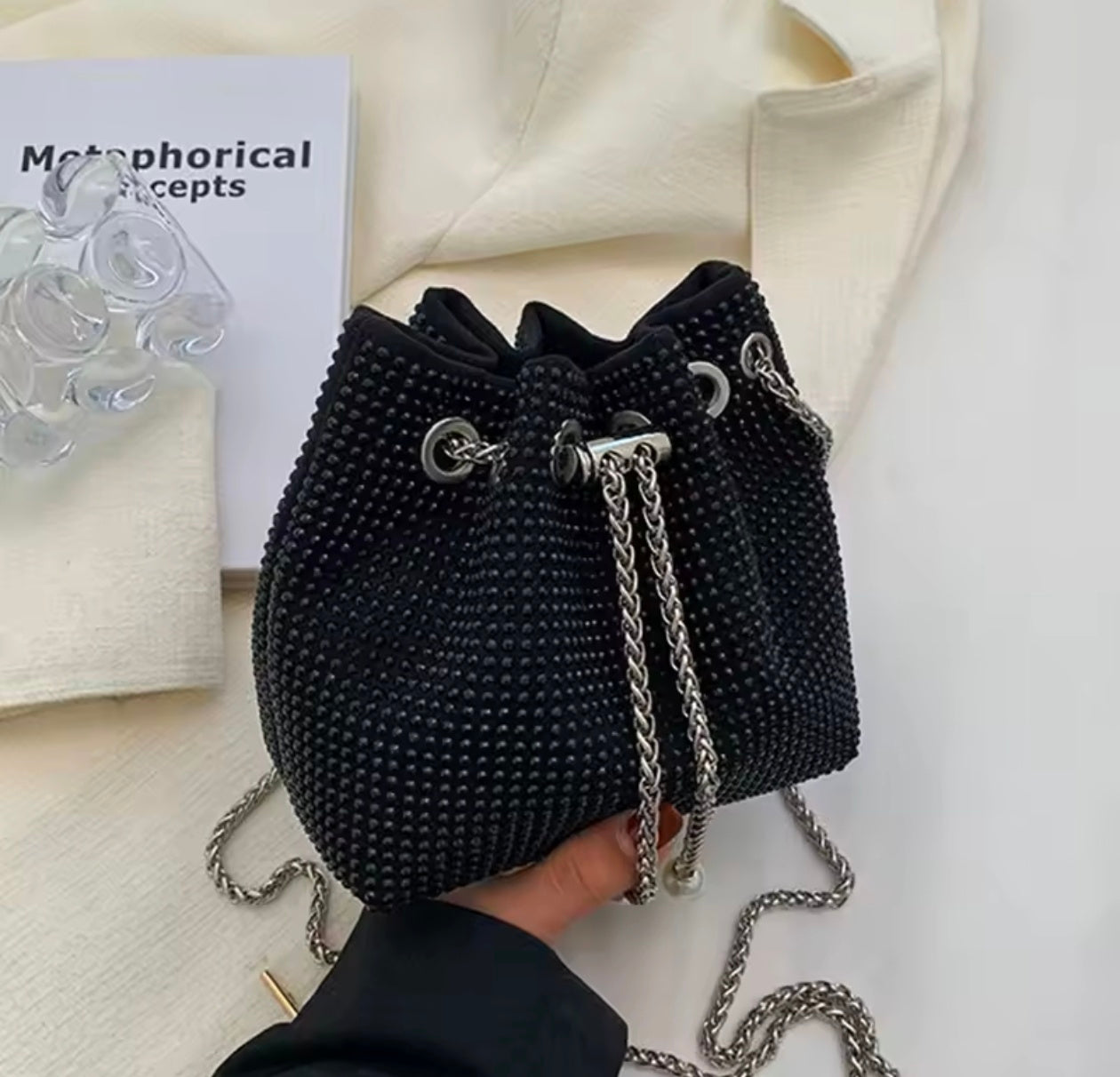 Women Fashion Diamonds Rhinestone Bucket Bags Retro Pearl Chain Ladies Shoulder Bags Shiny Small Crossbody Bags Female Handbags