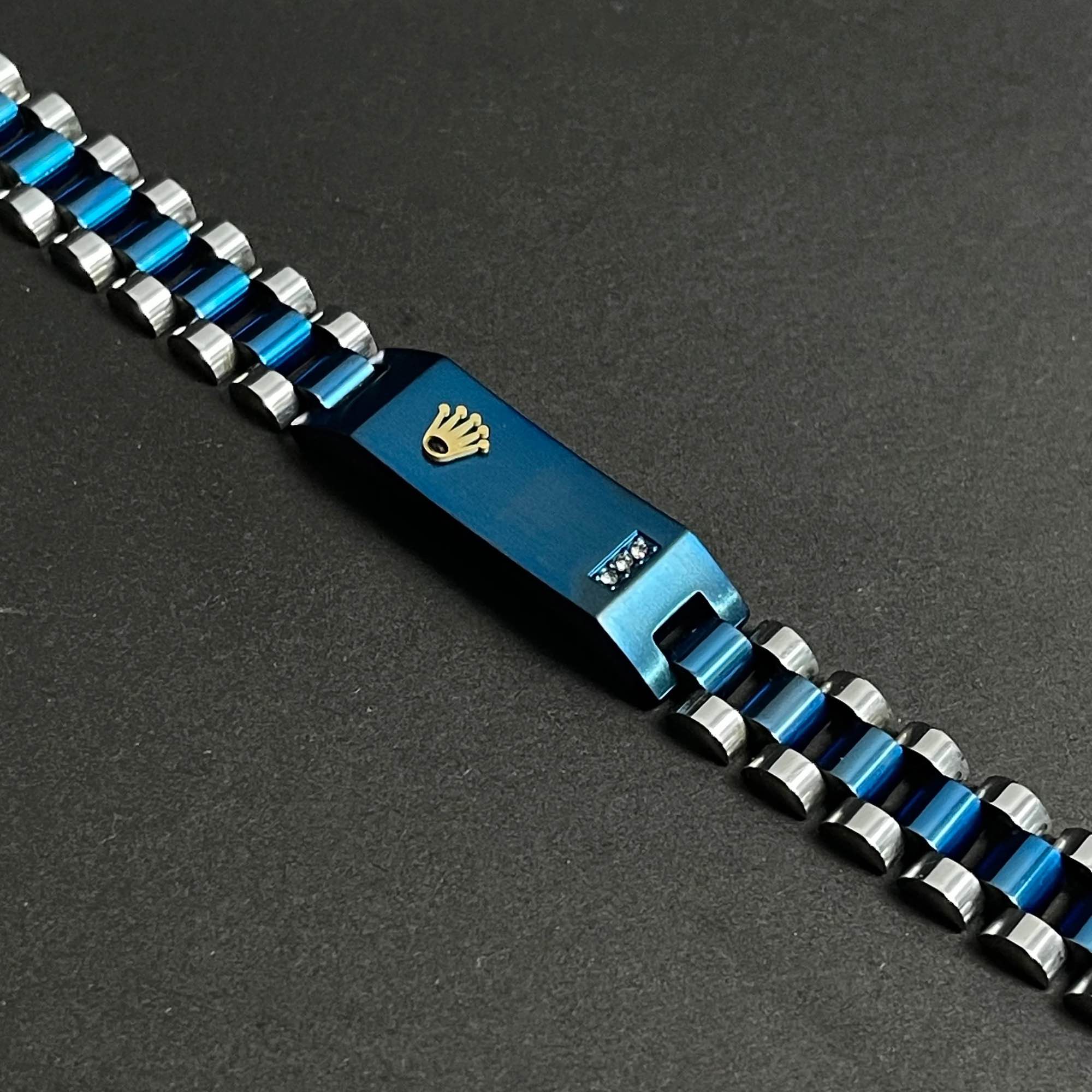 Royal Design Original Bracelet perfect Gift box