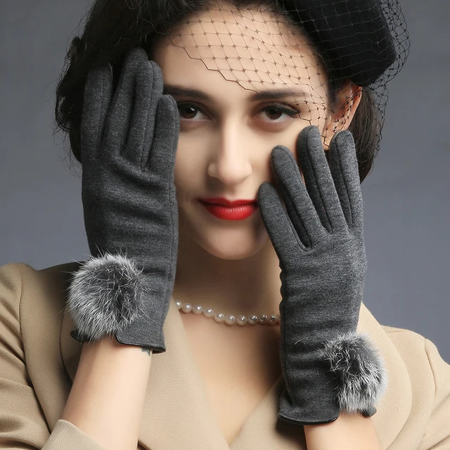 Supreme Ladies Fashion Design Winter knite Touch Screen Gloves with rabit fur