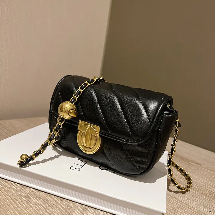 Women Leather chain Shoulder Fashion Bag High Quality