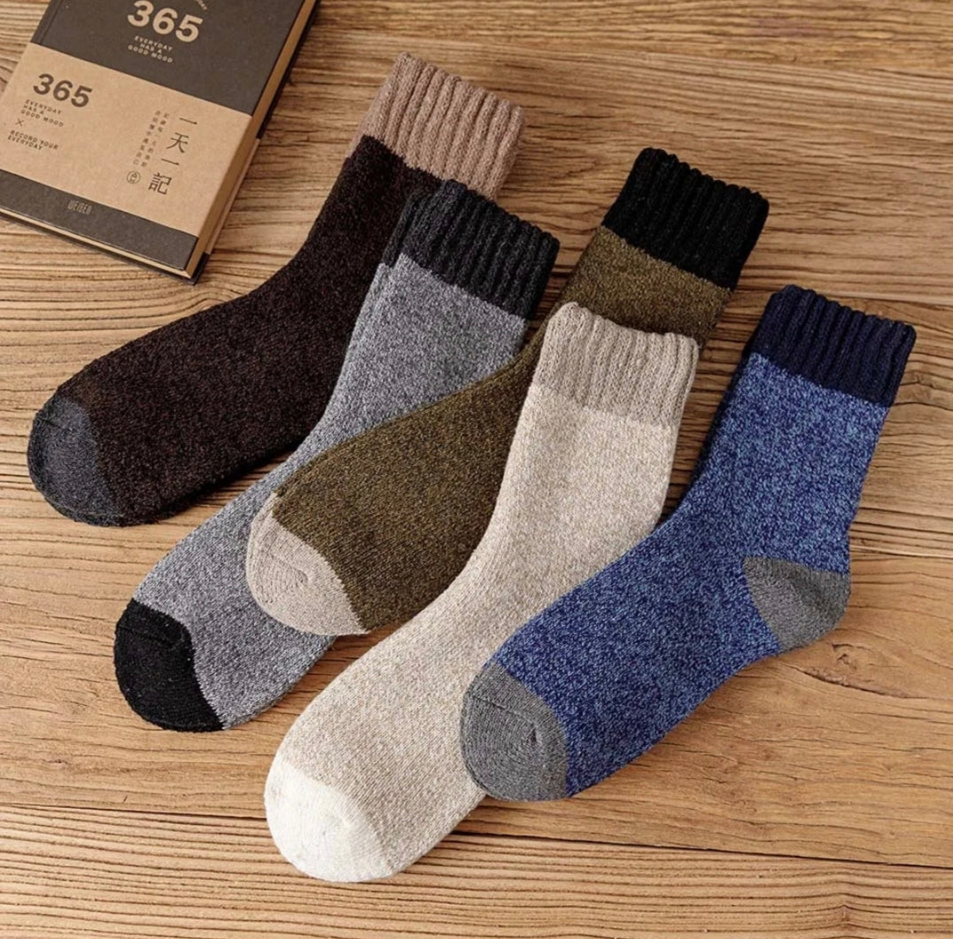 4 Pairs Wool Socks - Lot Import Warm Winter Socks High Quality For Women/Man Thermal Free Size