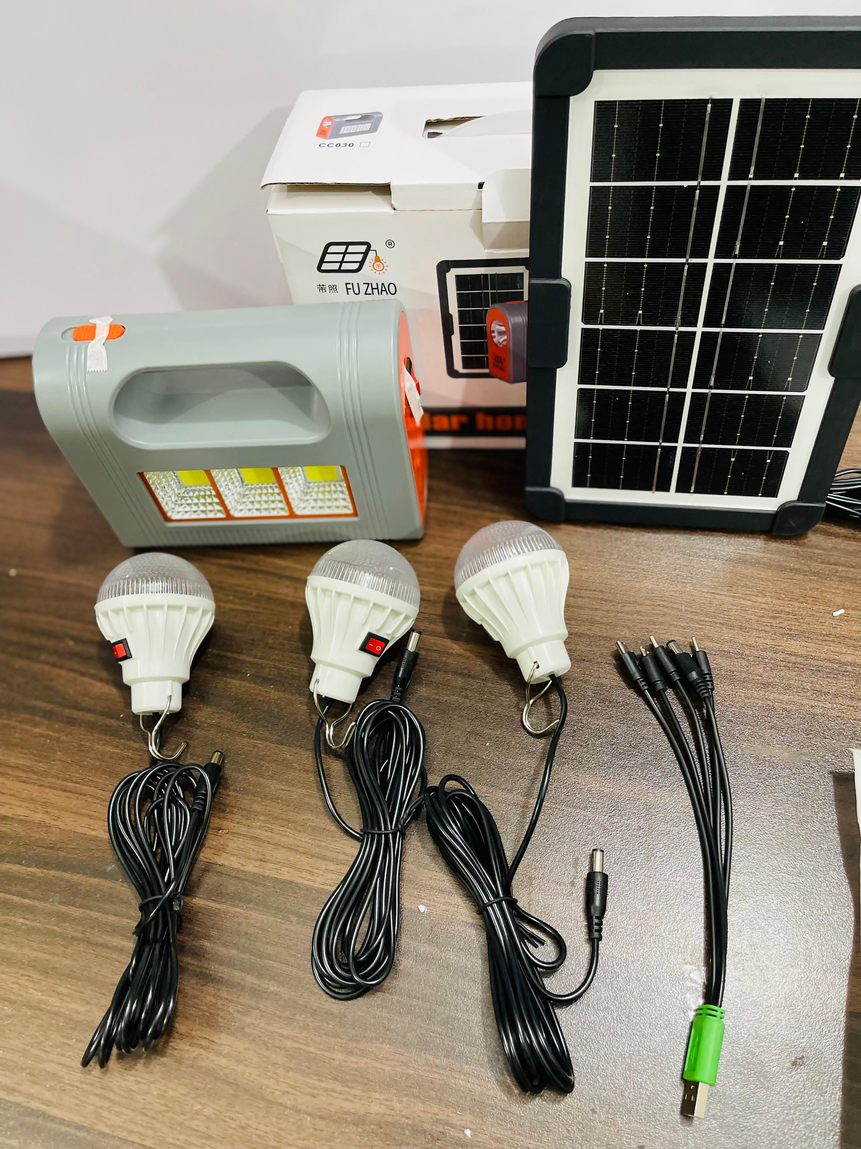 100W Solar Lights With 3 Bulbs - Solar panel