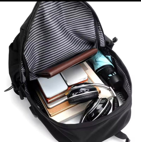 Versatile Oxford Travel Large Capicity Laptop Usb Backpack