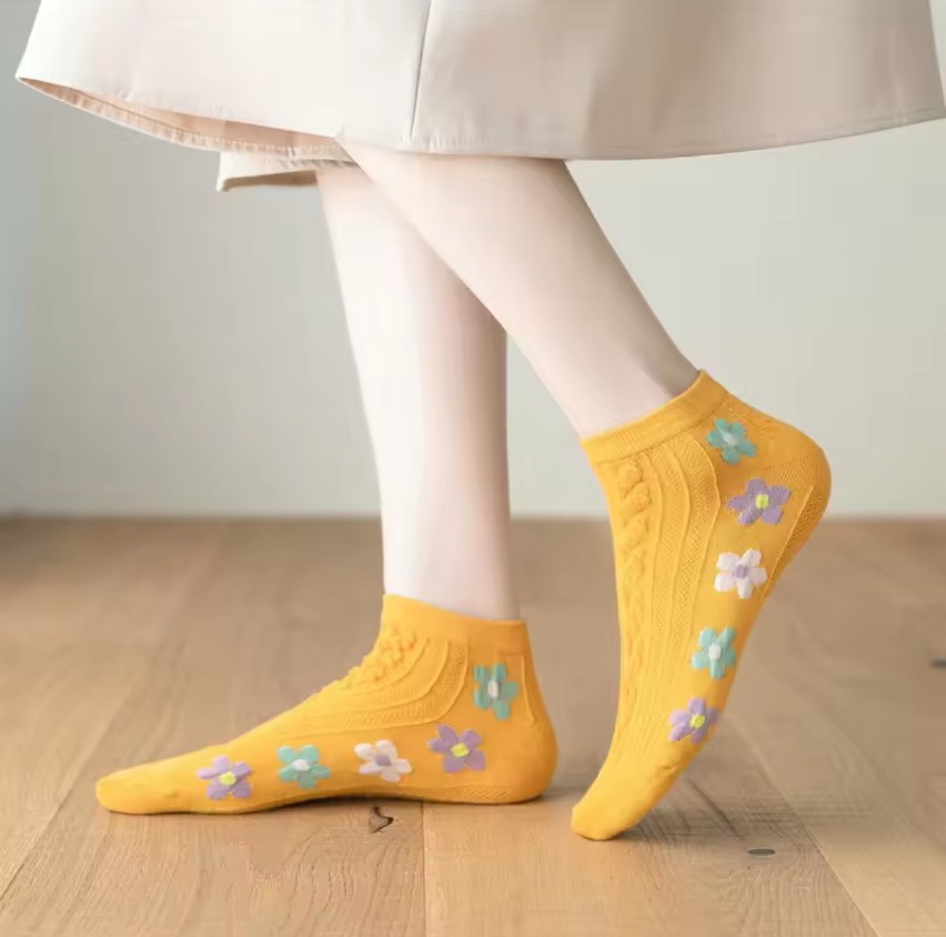 5 Pairs Korean Ladies Flower Winter Summer warm Cotton Socks