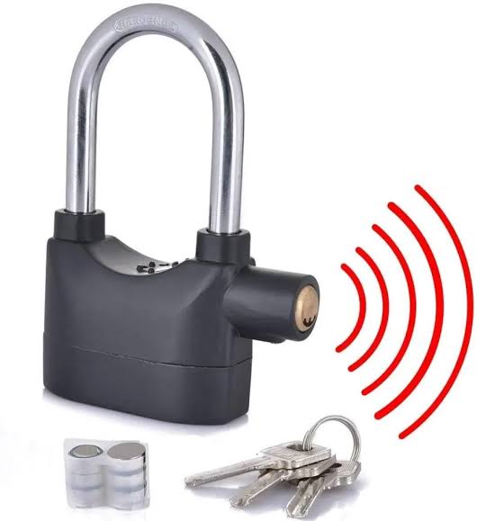Heavy Duty Security Alarm Lock – Anti-Theft Padlock with Built-in Siren