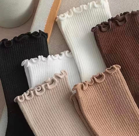 3 Pair Ruffled Mid Length Girl Women Socks
