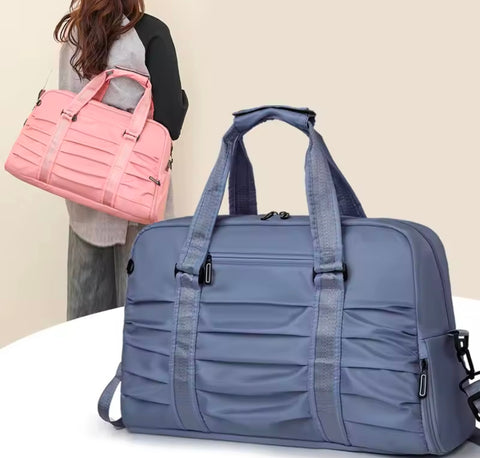 Multifunctional Duffel Bag for Men or Women with Shoe Laptop & Wet Compartment