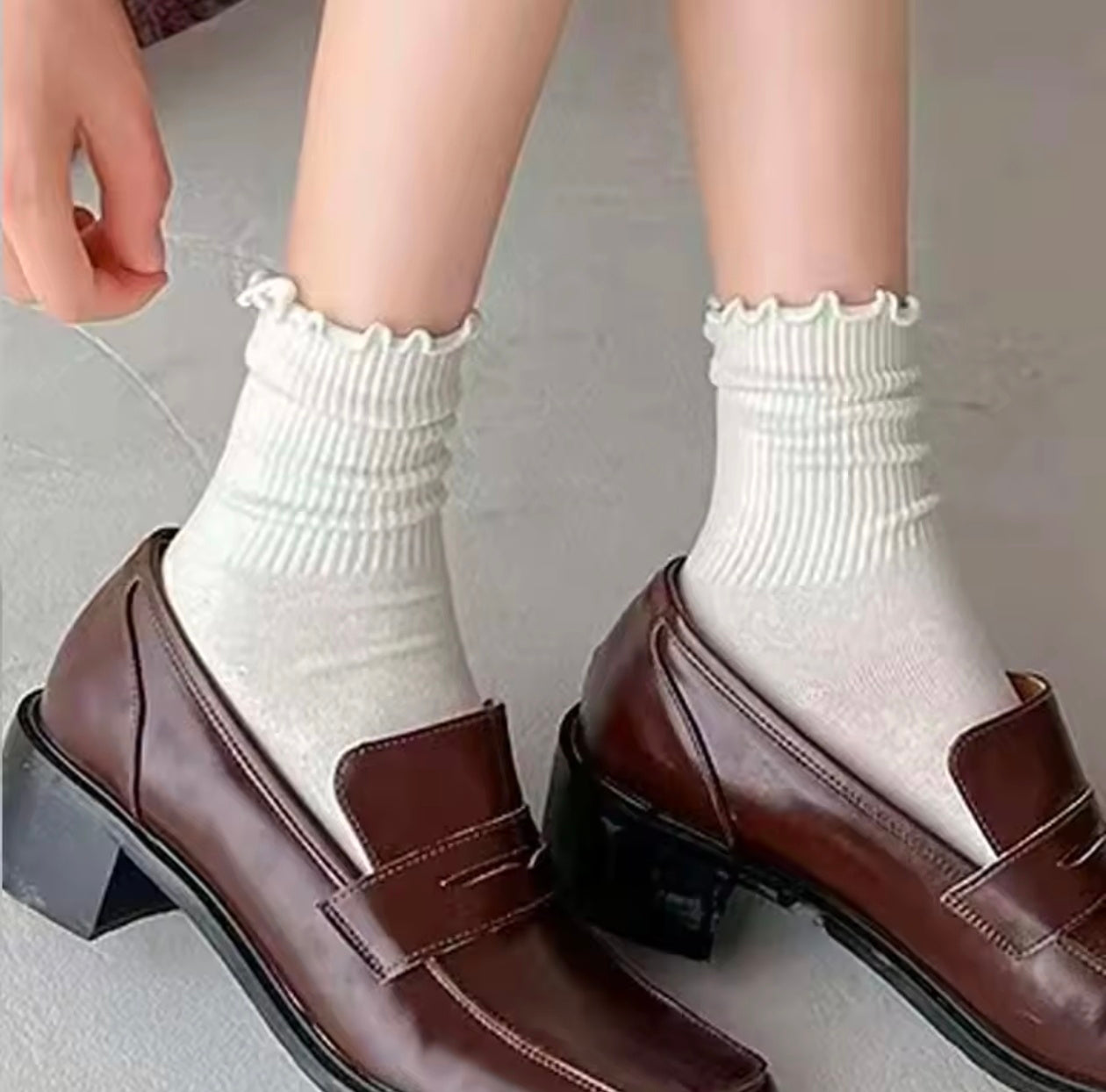 3 Pair Ruffled Mid Length Girl Women Socks
