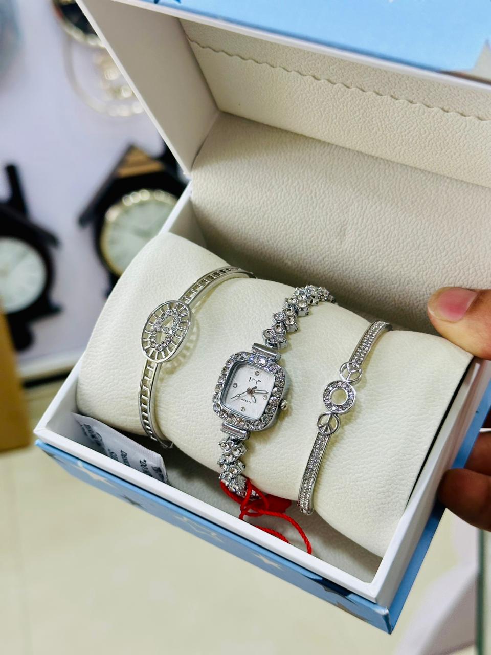 Ladies Stylish Watch imported