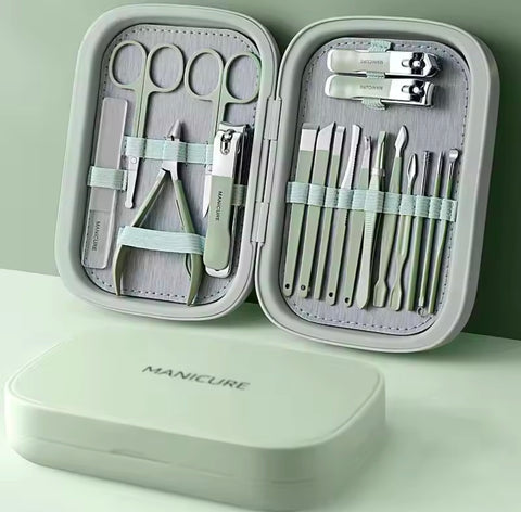 18 Pcs Dynamics Professional Nail Clipper Kit Manicure Set