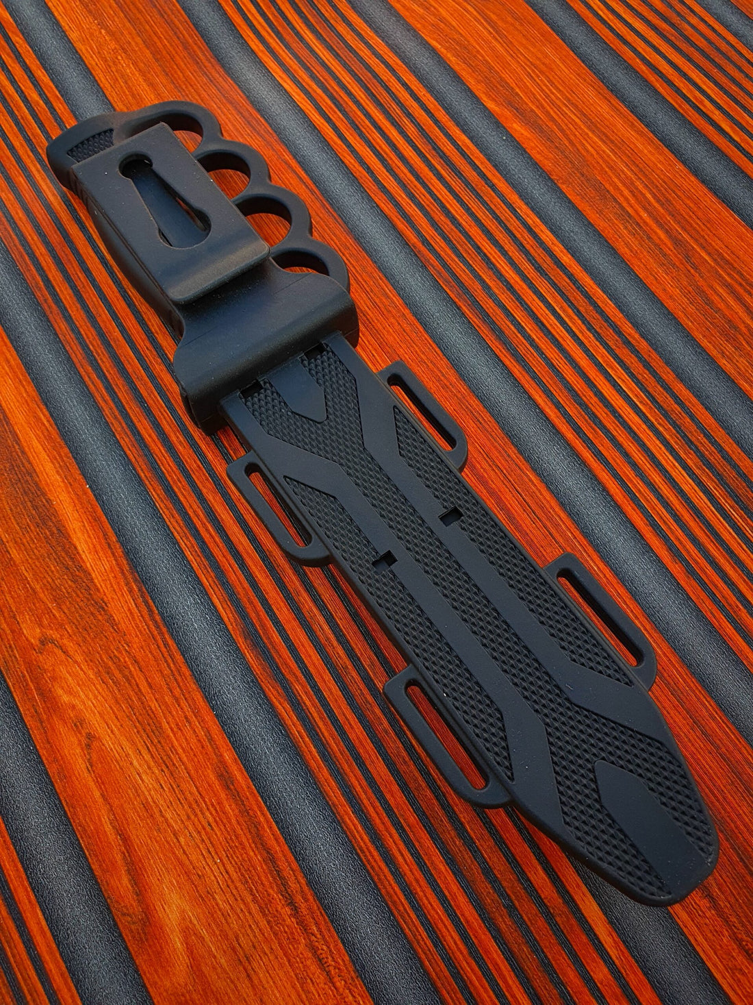Tactical Columbia 2788A knife With Handle