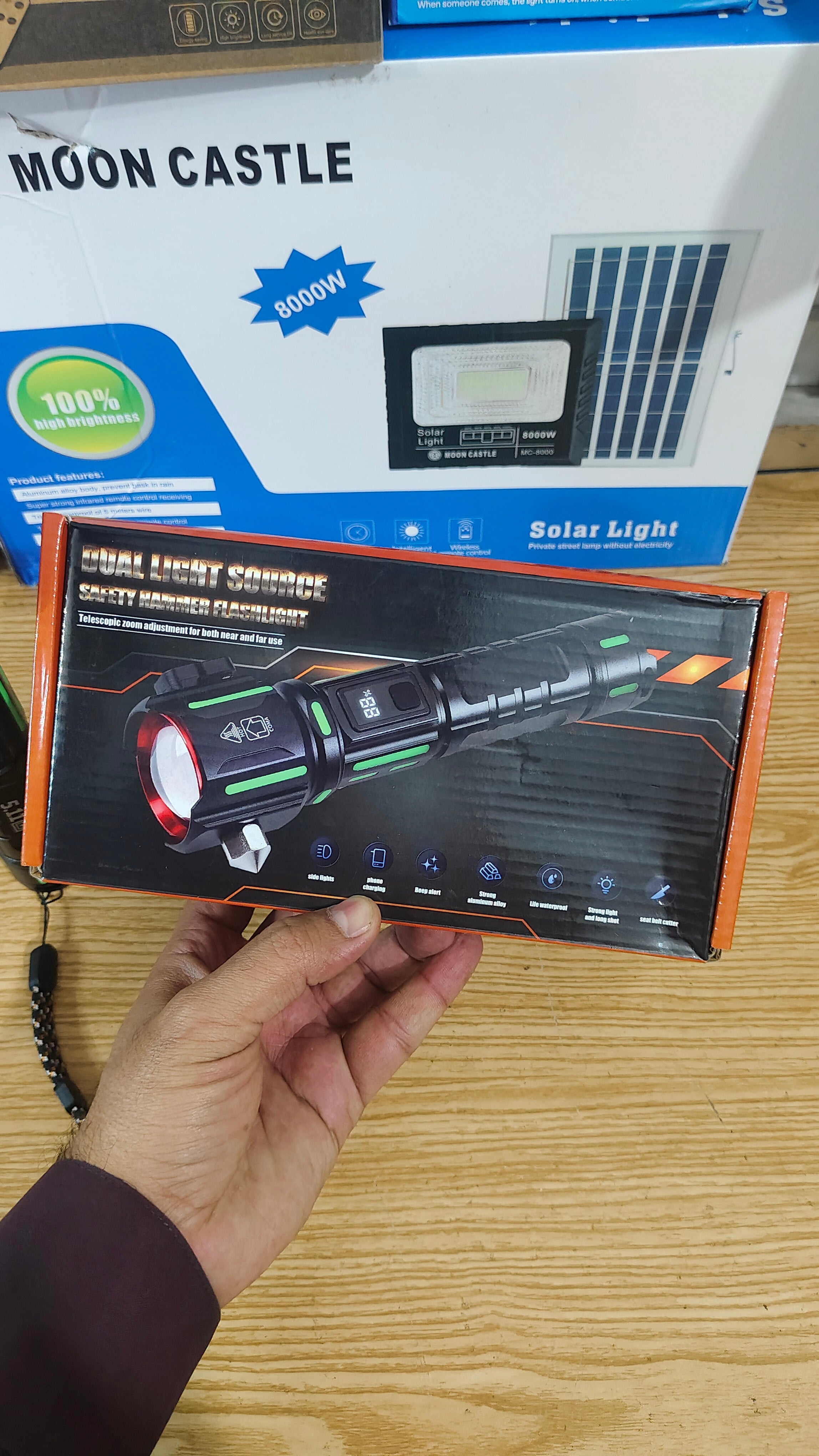 6 in 1 Ruilang Hammer Torch with alarm option